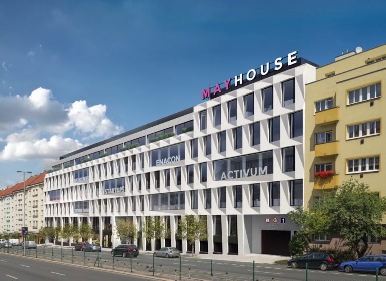 kancelare_Mayhouse1
