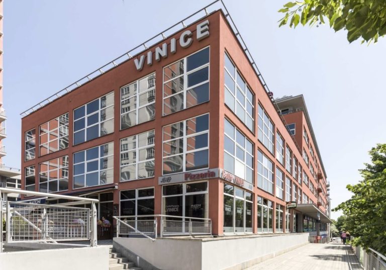 kancelar_vinice